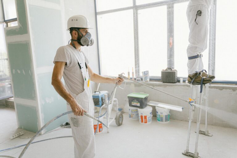 Selber renovieren oder Fachleute beauftragen?